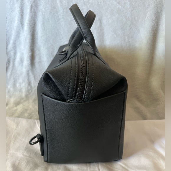 Mina Baie Mini Emmy Black/Black Vegan with Baie Strap - Picture 4 of 10